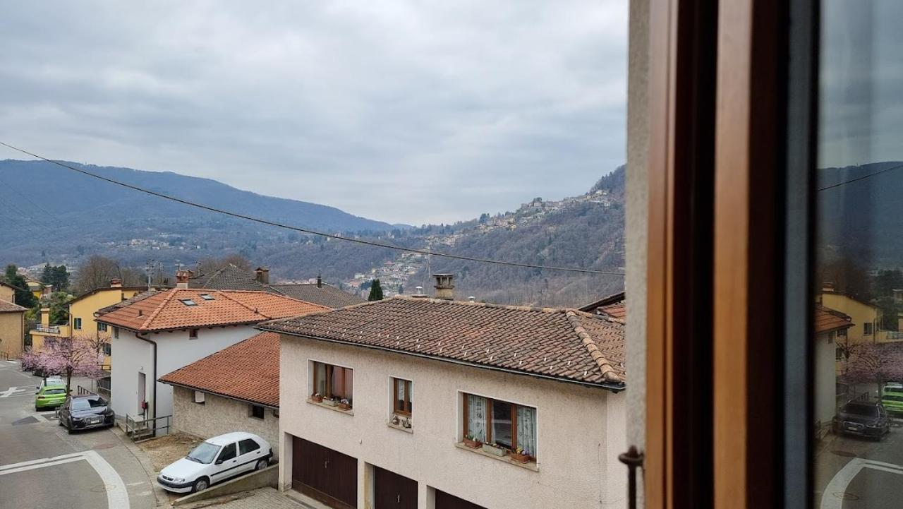 Hotel Pensione Serena Purasca Exteriör bild