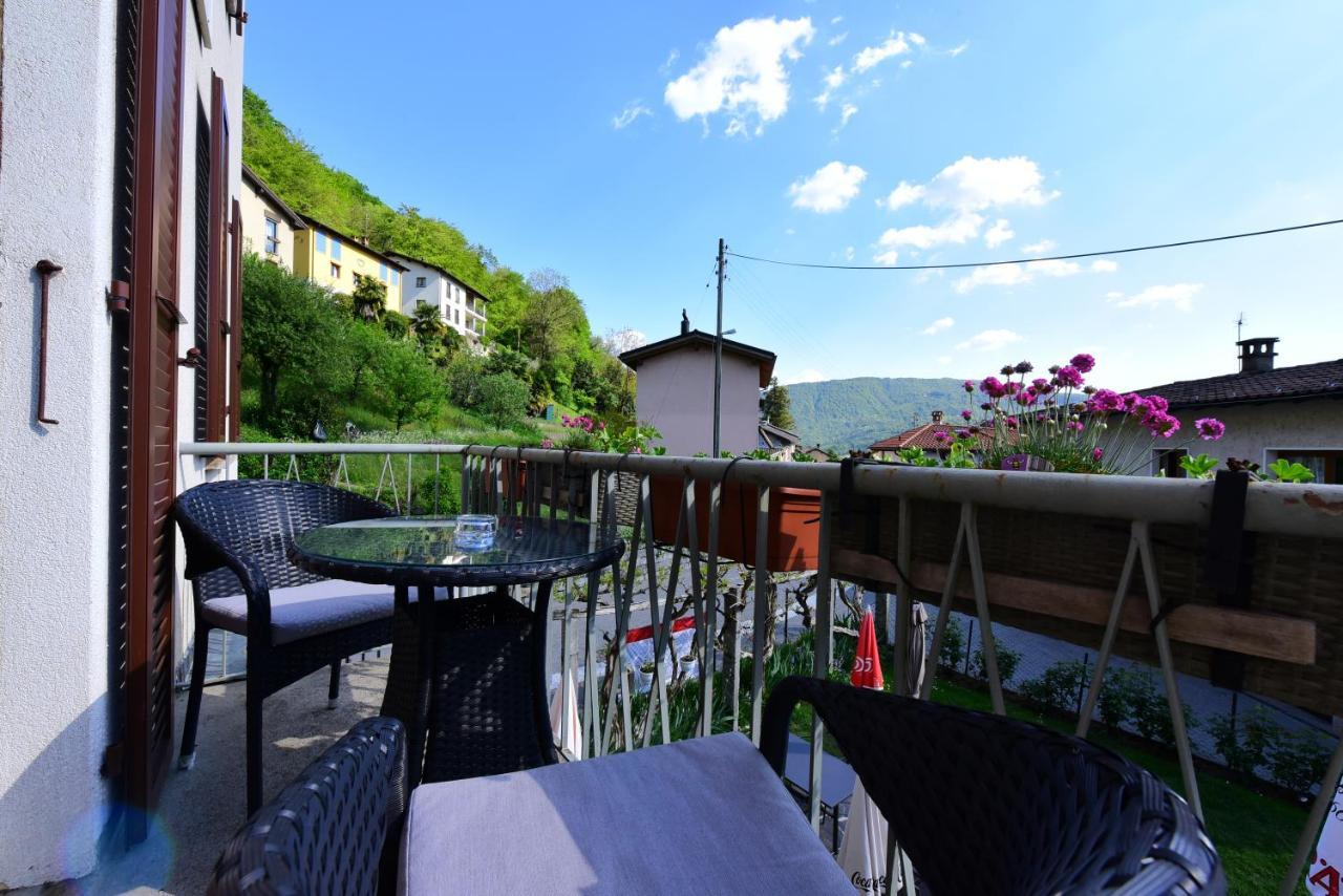 Hotel Pensione Serena Purasca Exteriör bild