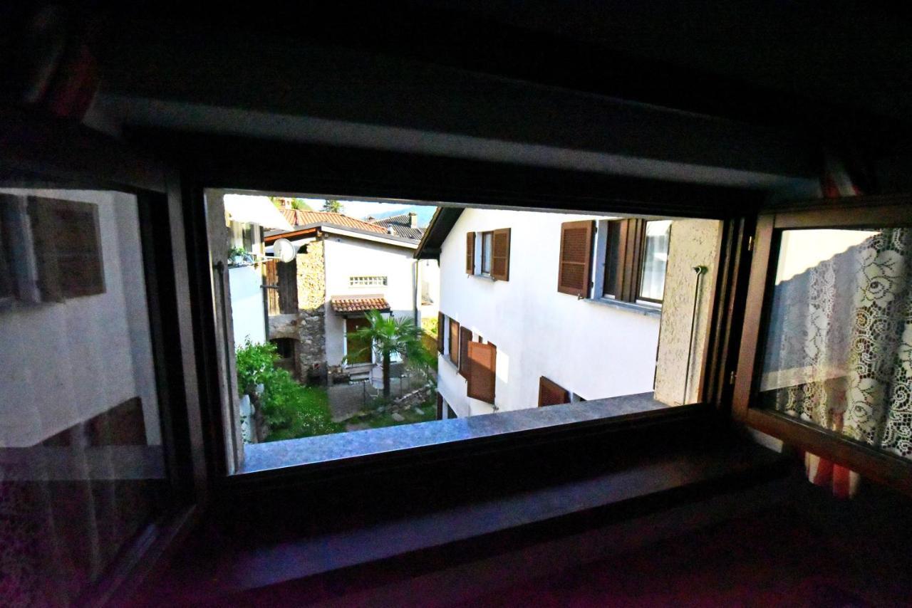 Hotel Pensione Serena Purasca Exteriör bild