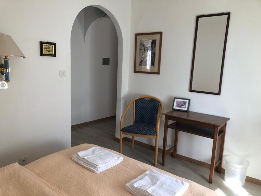Hotel Pensione Serena Purasca Exteriör bild